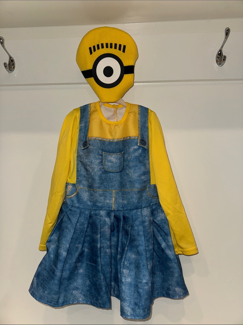 Minions Despicable Me Costume Dress with Beanie Hat